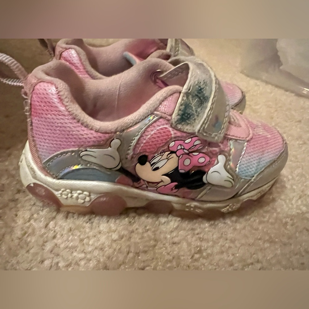 Toddler size 9 Disney Minnie Mouse Pink and White Sneakers